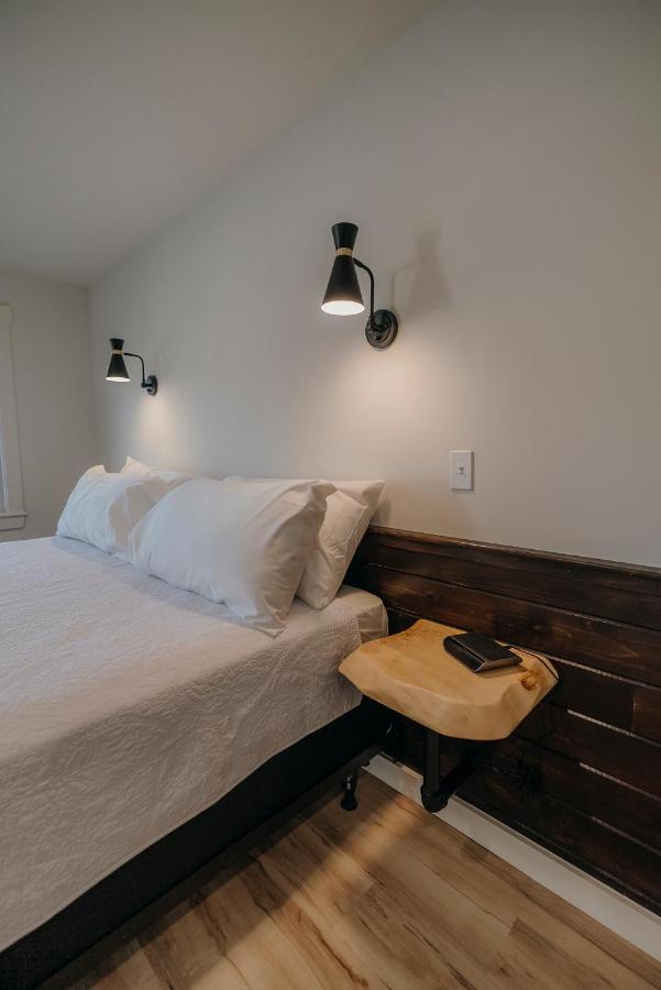 Bingham Motor Inn Экстерьер фото